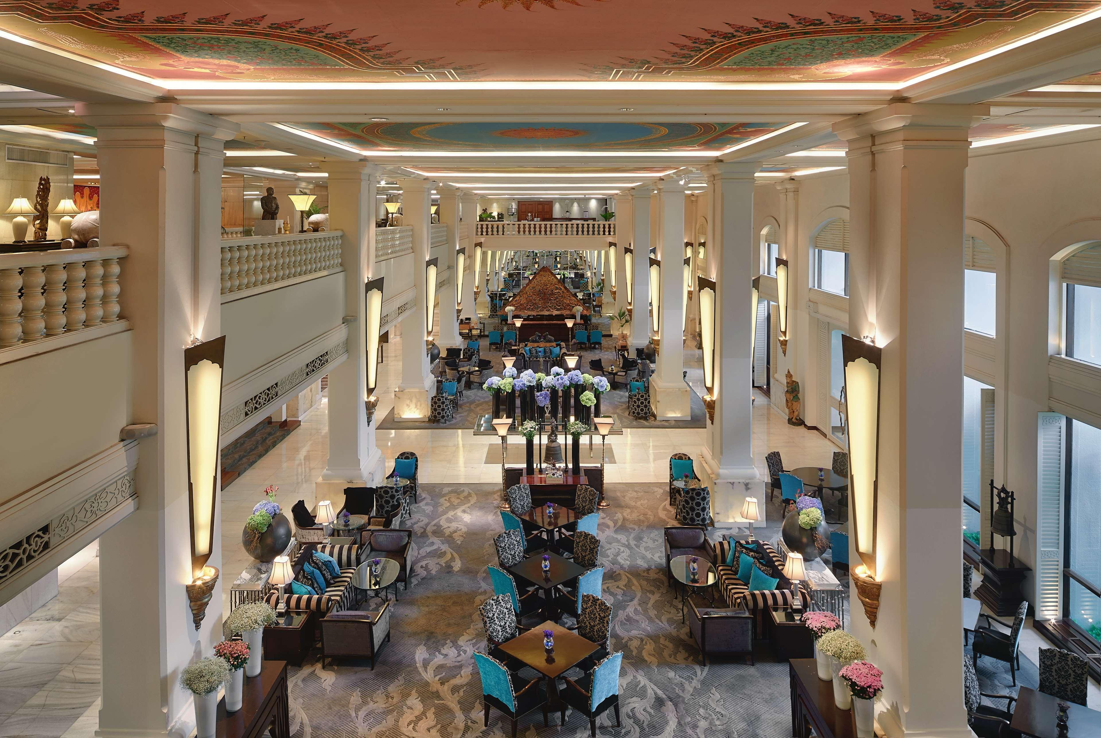 Anantara Siam Bangkok Hotel Exterior foto The lobby of the hotel